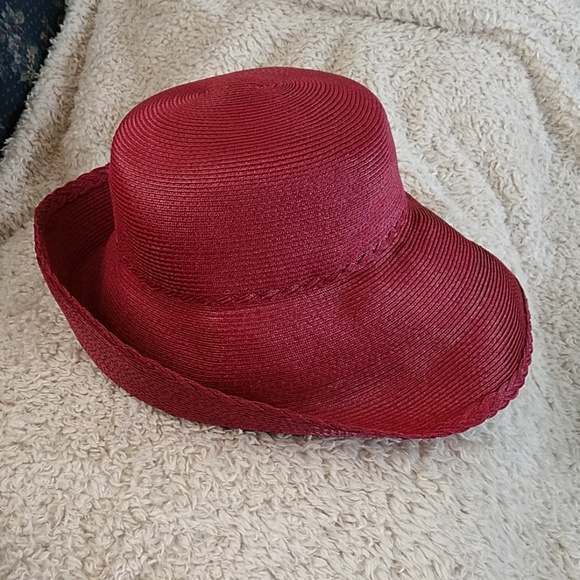 Liz Claiborne Accessories - Liz Claiborne straw hat